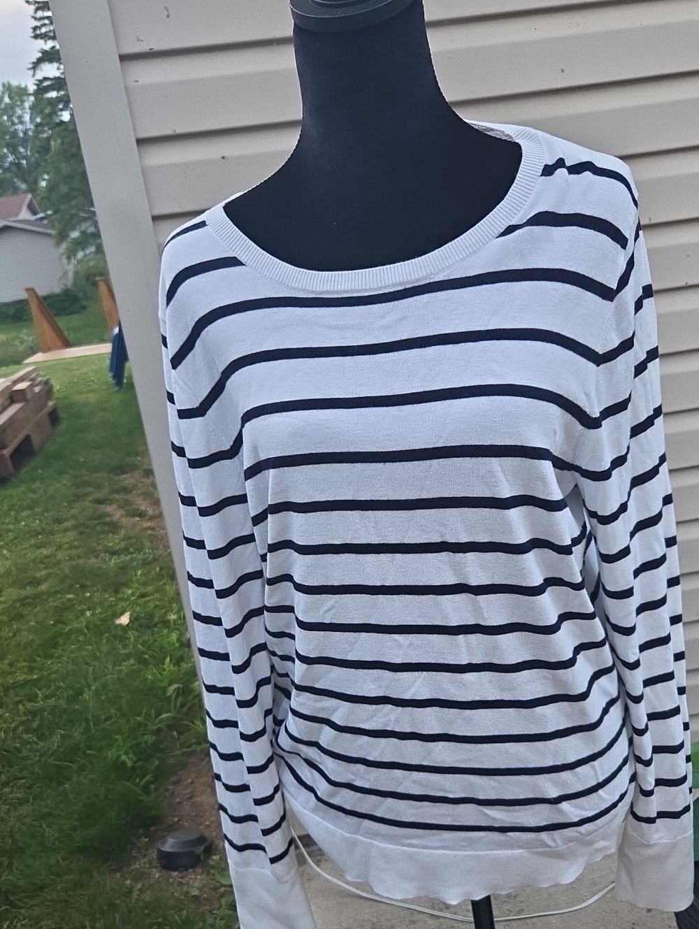 LOFT White & Black Striped Long-Sleeve Tee Size L